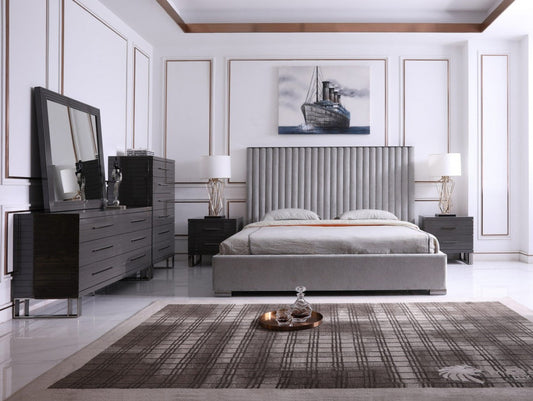Modrest Splendor - Silver + Grey Linen Upholstered King Platform Bed - Stylish Design Furniture