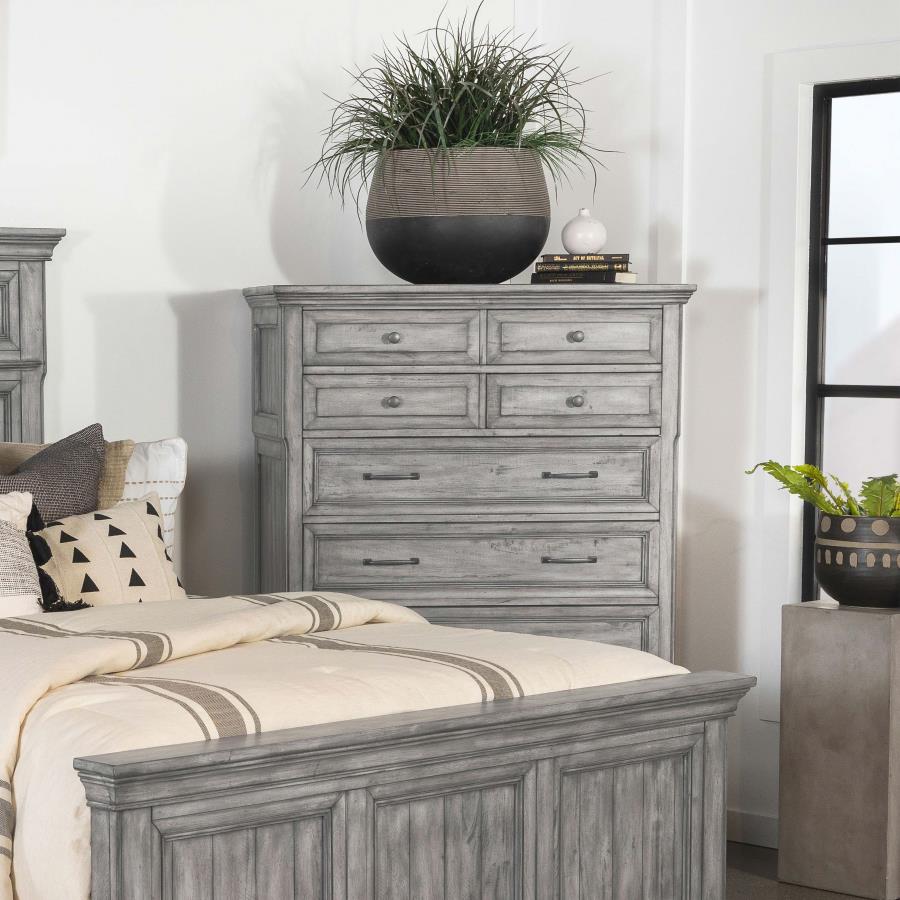 Avenue 8-Drawer Rectangular Chest – Grey Finish for Modern Elegance and Spacious Bedroom Storage