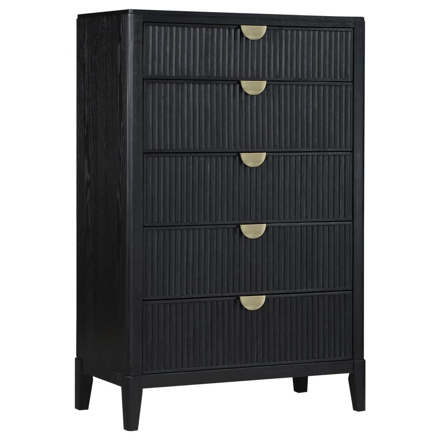 Brookmead 5-Drawer Bedroom Chest – Black Finish for Sleek Modern Design and Ample Bedroom Storage