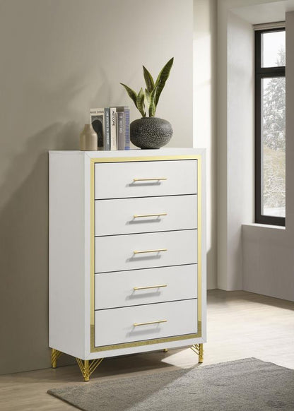 Lucia 5-Drawer Bedroom Chest in White - Stylish and Functional Storage Solution for a Clean and Modern Bedroom Look