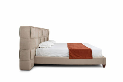 Modrest McKamey Modern Beige Fabric Bed - Elegant and Comfortable Bedroom Centerpiece