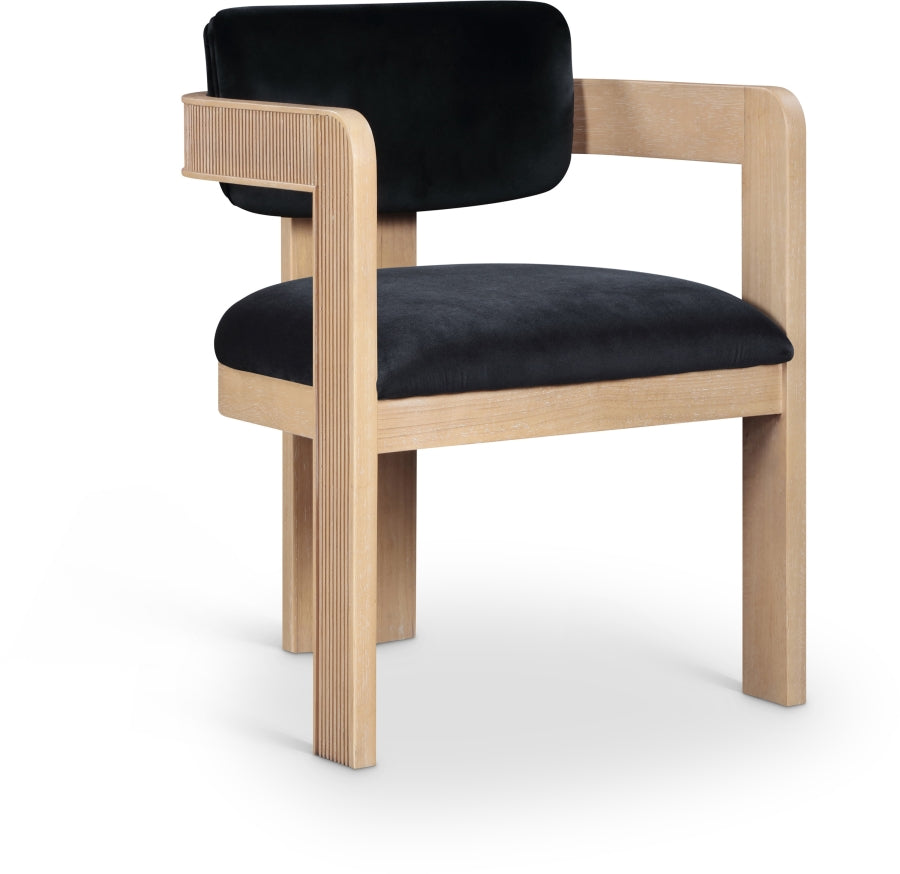 Sacha Velvet Upholstered Dining Chair – Stylish Tufted Back with Plush Velvet Seat