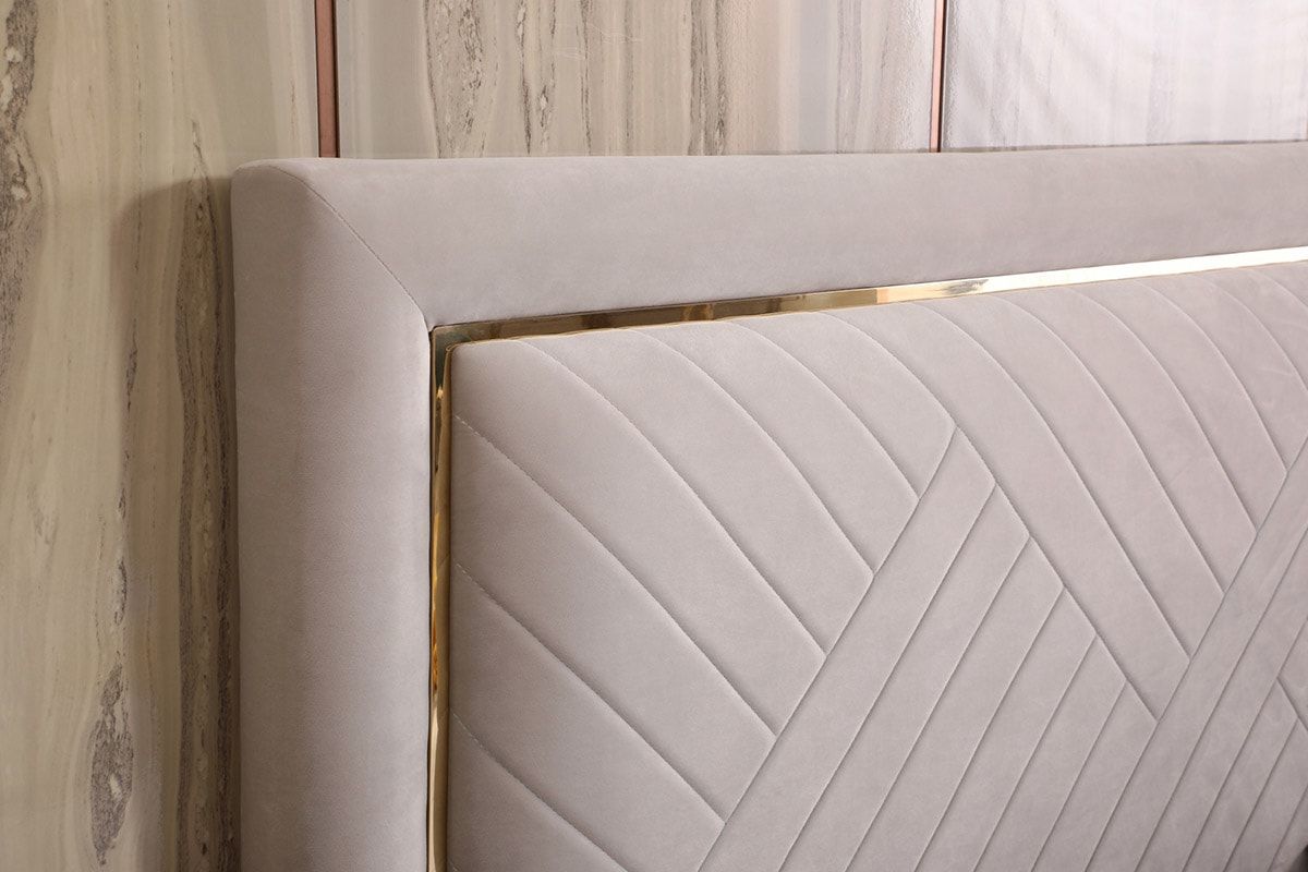 Modrest Corrico - Modern Off White and Champagne Gold Bedroom Set