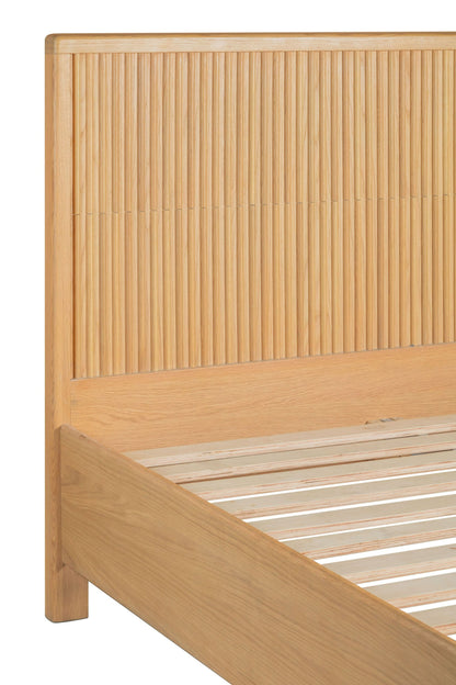 Modrest Winters Modern Natural Oak Bedroom Set – Timeless Style for Your Sanctuary