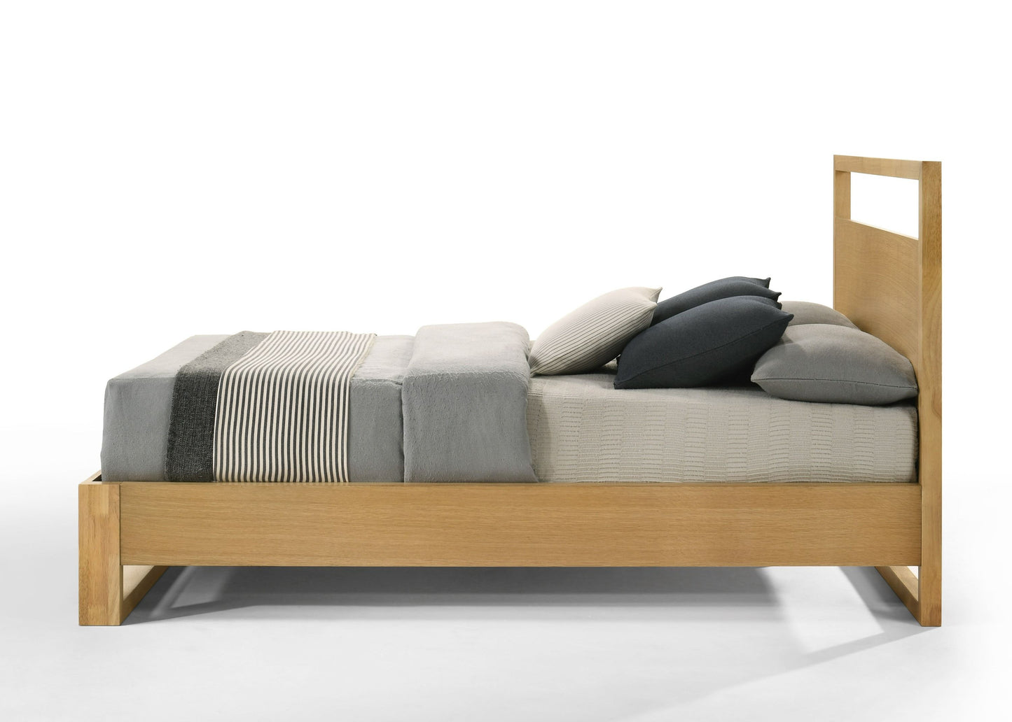 Nova Domus Berlin - Modern Natural Oak Bed