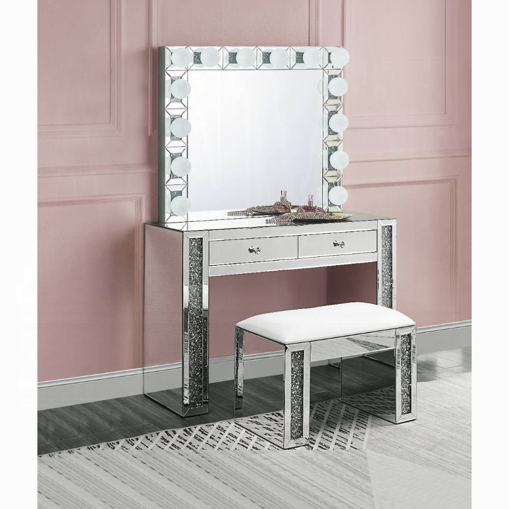 Noralie Accent Mirrored & Faux Diamonds Mirror