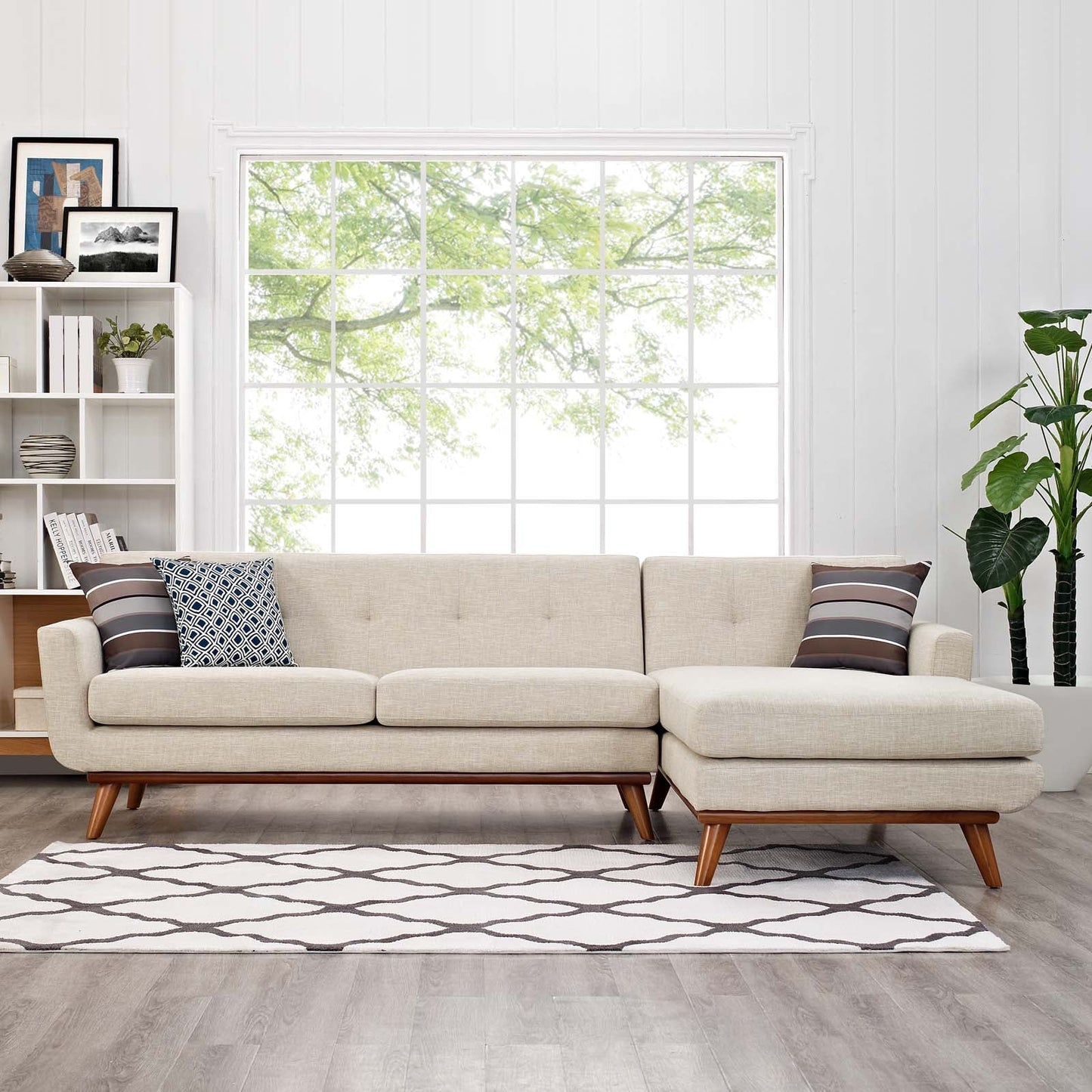 Engage Right-Facing Upholstered Fabric Sectional Sofa – Elevated Comfort with a Modern Twist
