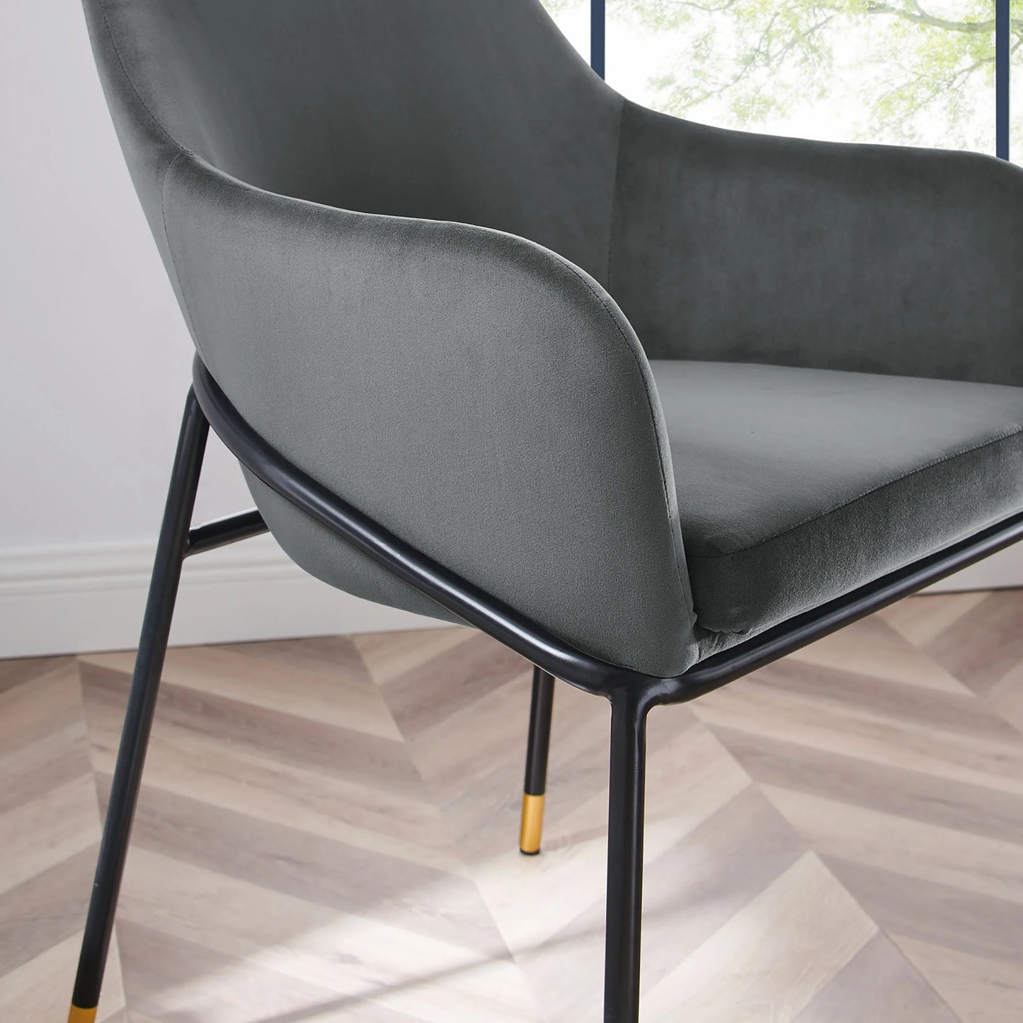 Jovi Performance Velvet Dining Armchair – Modern Upholstered Dining Chair with Luxe Comfort