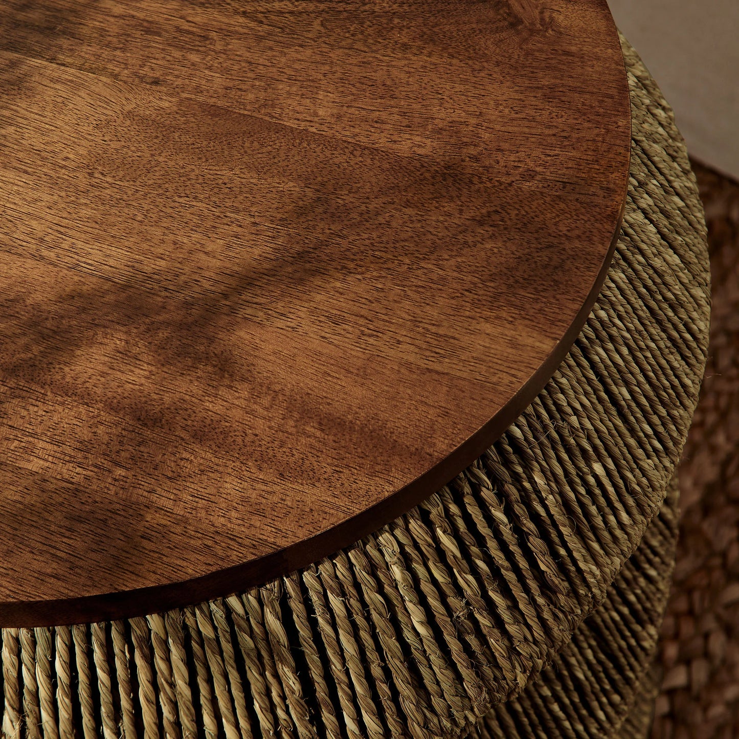 Maris Seagrass & Wood End Table – Coastal Elegance in Natural Walnut Finish