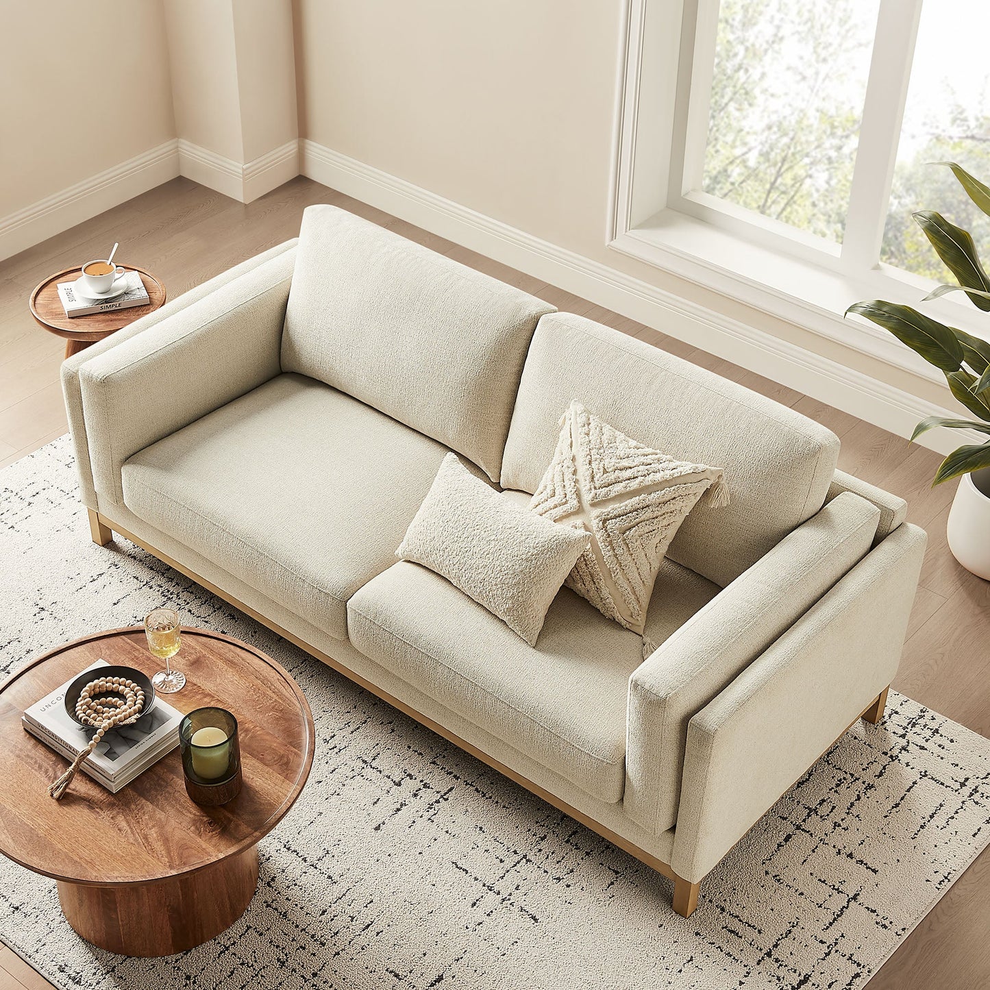 Roscoe 81-Inch Vegan Leather Sofa – Modern 3-Seater Couch with Clean Lines & Upholstered Finish