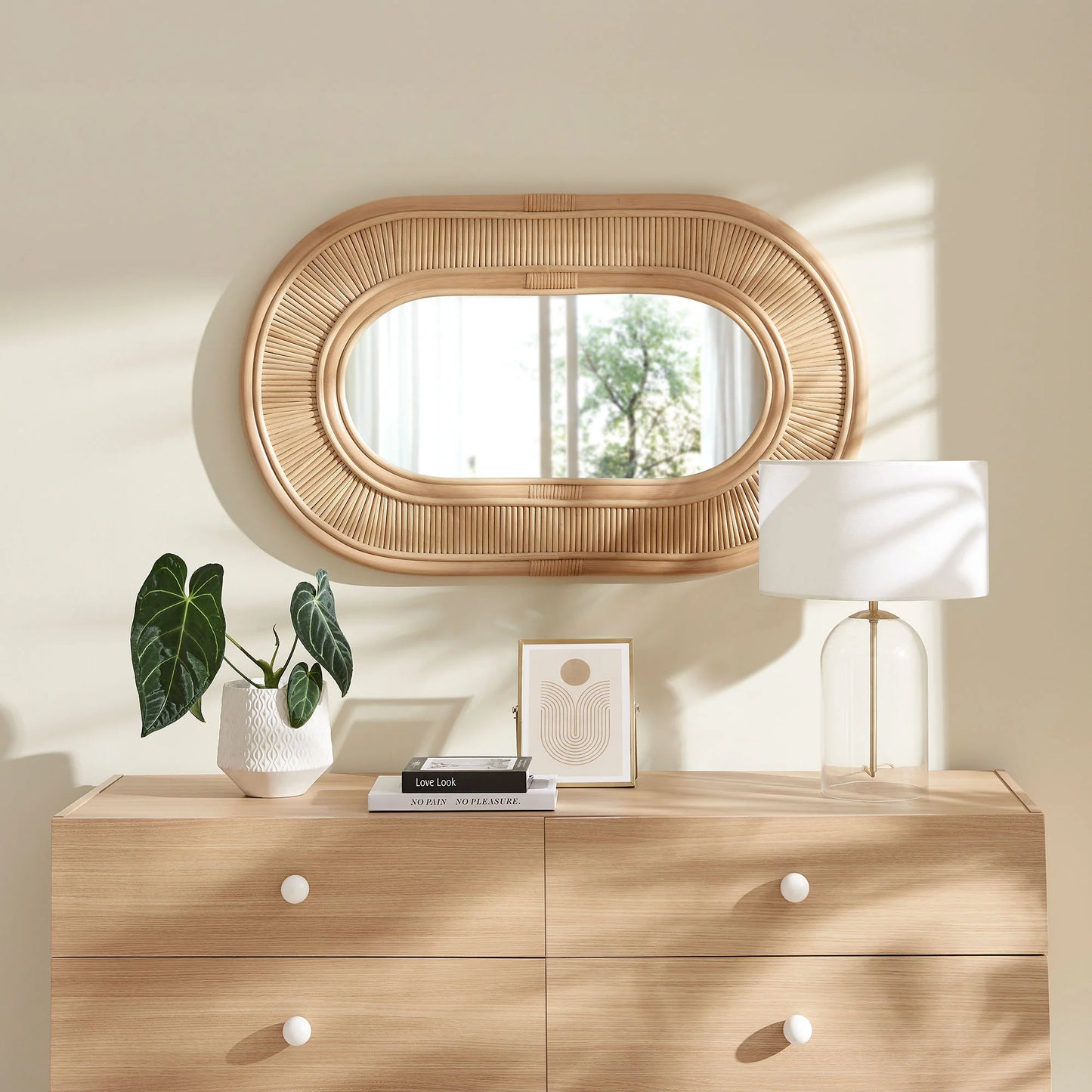 Sovana Oval Rattan Wall Mirror in Natural – Boho Wall Decor with Handwoven Frame