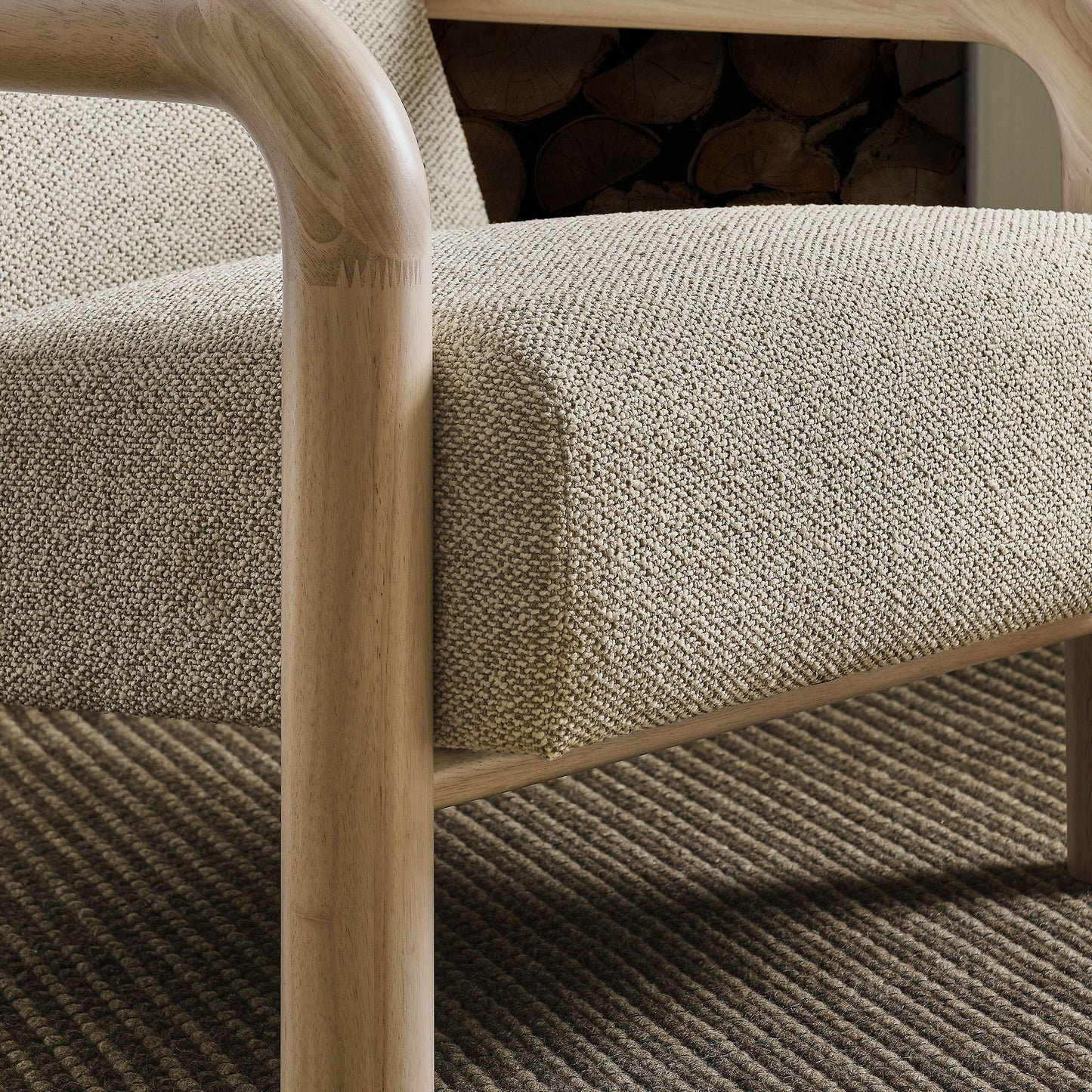 Sereno Boucle Accent Chair – Cozy & Stylish Upholstered Seating