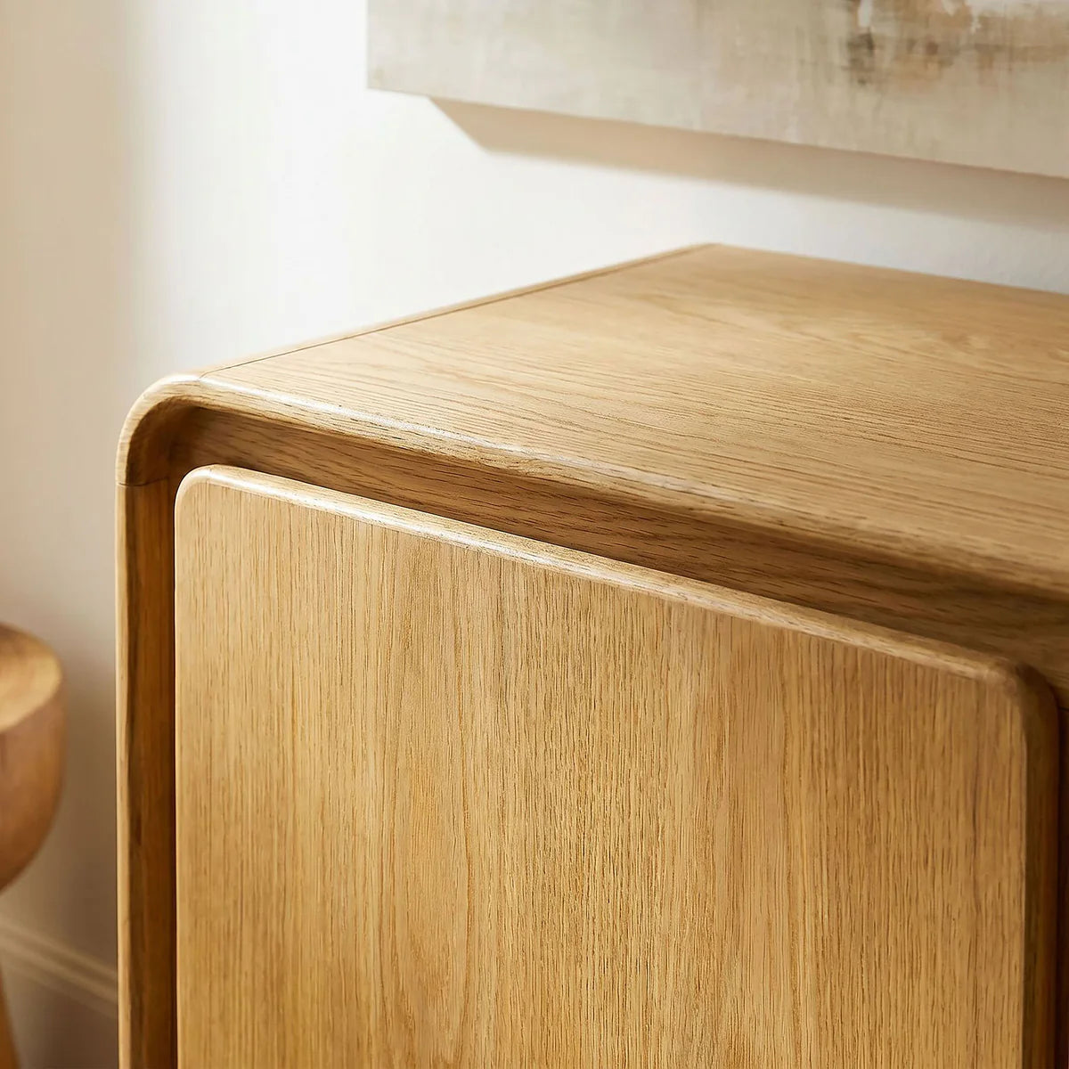 Lumo Modern Curved Edge 3‑Door Cabinet