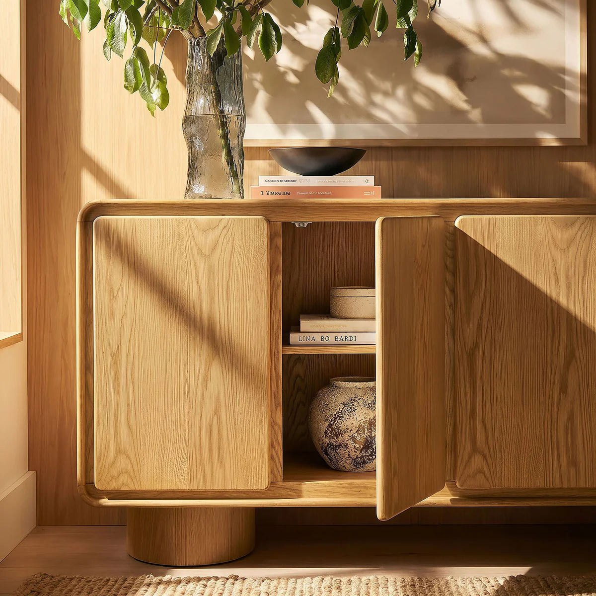 Lumo Modern Curved Edge 4‑Door Cabinet