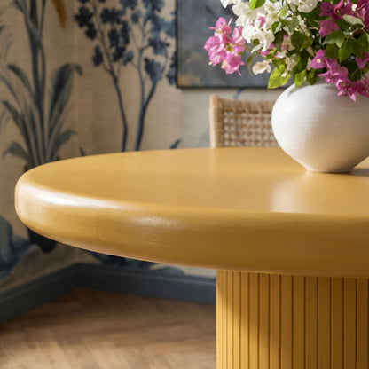 Belmonte 45 Inch Painted Wood Round Pedestal Dining Table