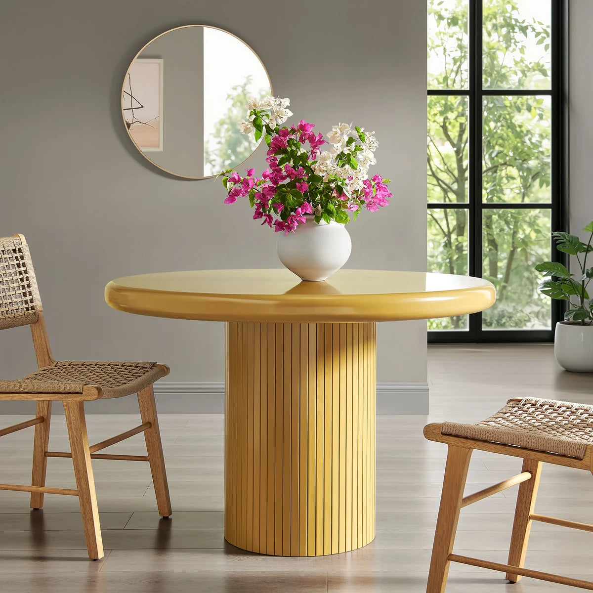 Belmonte 45 Inch Painted Wood Round Pedestal Dining Table