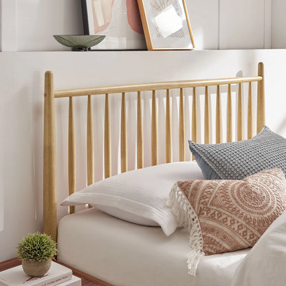 Zane Spindle Bed in Light Oak