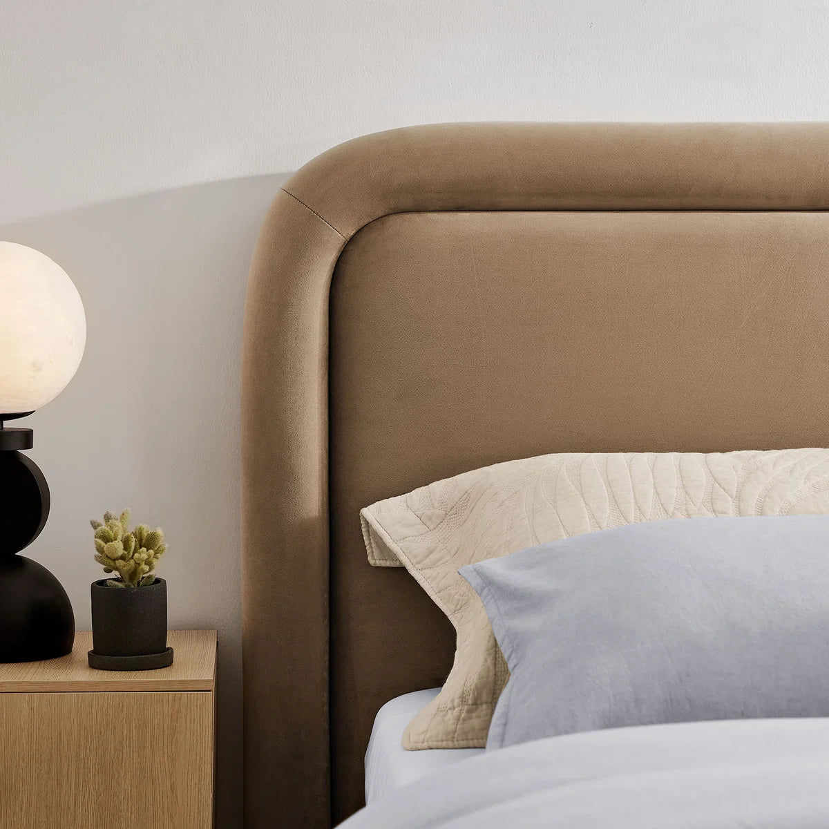 Beck Queen Performance Velvet Platform Bed