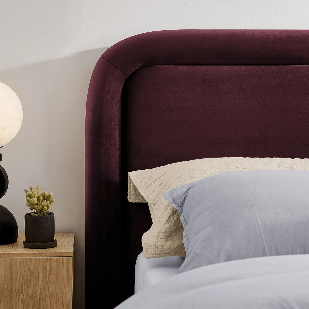 Beck King Performance Velvet Platform Bed