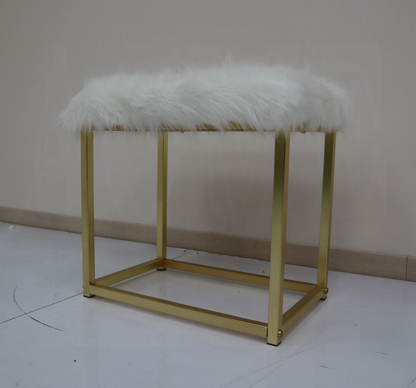 Adao Vanity Faux Fur, Mirror, White & Brass Finish Mirror & Stool