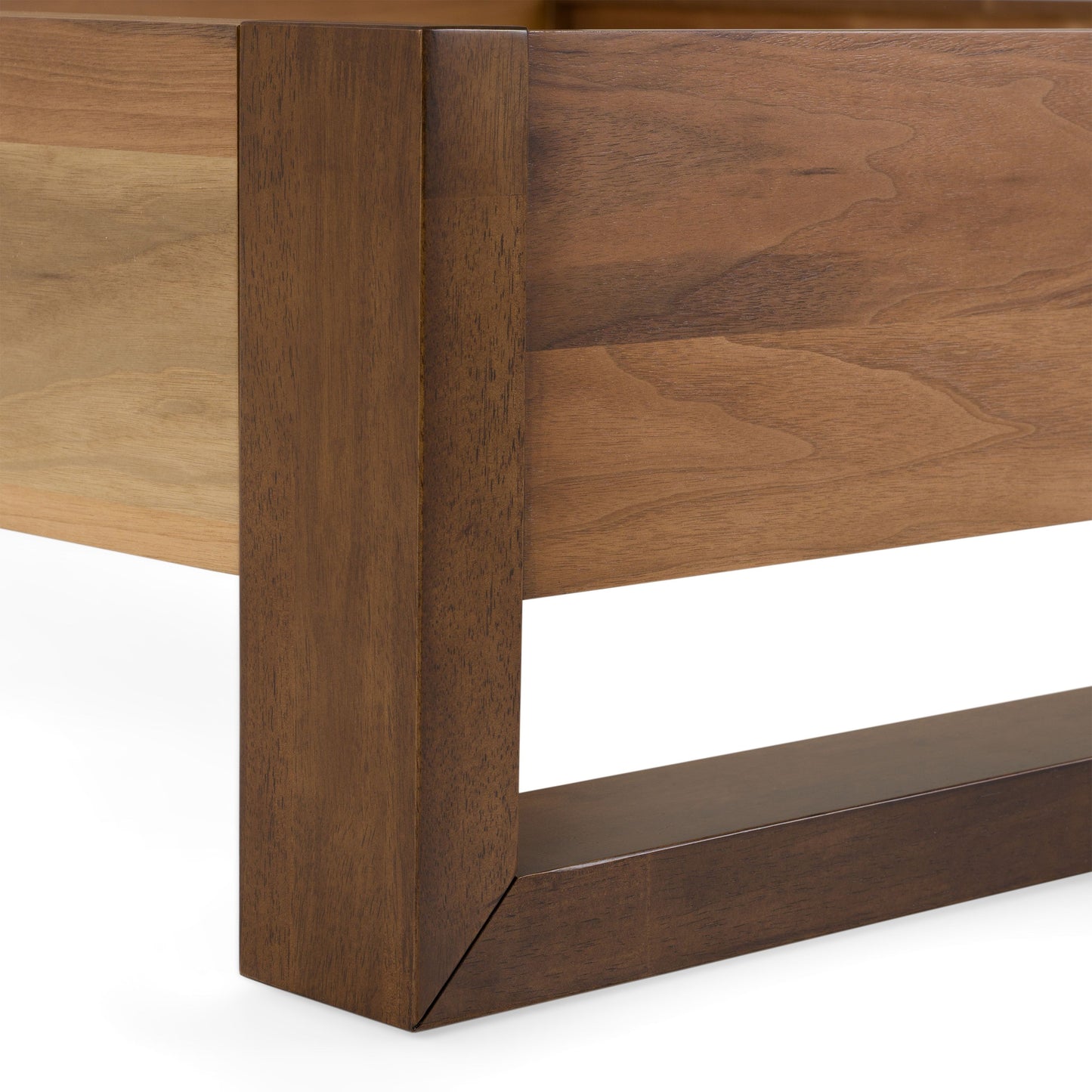 Berlin Walnut Platform Bed – Walnut Finish with Slatted Base