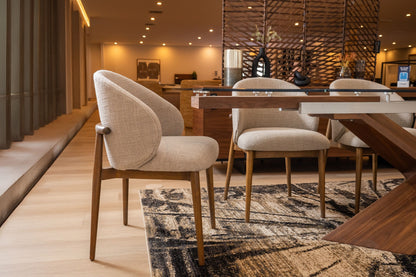 Modrest Blum Modern Beige Linen Dining Chair – A Stylish and Functional Addition to Your Contemporary Dining Space