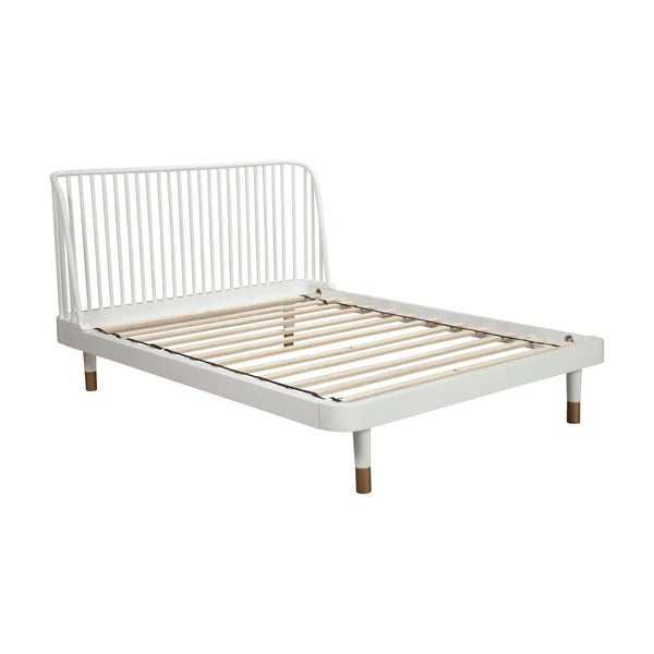 Madelyn Slat Back Platform Bed - Modern Elegance with Classic Detail