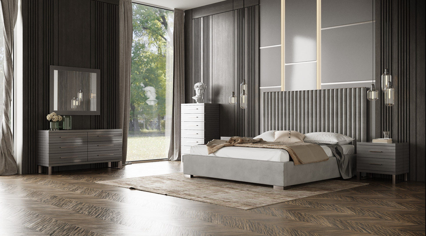 Splendor Silver and Grey Linen Upholstered King Platform Bed