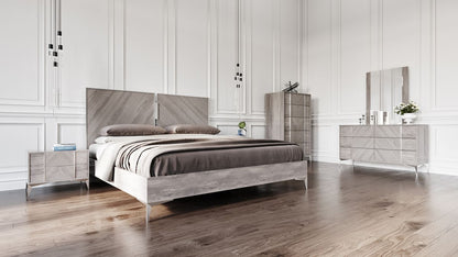 Alexa Italian Light Grey Gloss Platform Bed