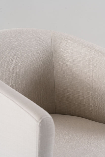 Modrest Yukon Modern Off White Fabric & Brushed Brass Counter Chair - A Chic and Comfortable Addition to Contemporary Spaces, Featuring Elegant Upholstery and Sleek Brushed Brass Accents.