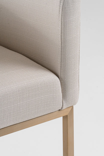 Modrest Yukon Modern Off White Fabric & Brushed Brass Counter Chair - A Chic and Comfortable Addition to Contemporary Spaces, Featuring Elegant Upholstery and Sleek Brushed Brass Accents.