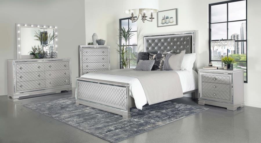 Eleanor Rectangular 6-Drawer Dresser – Metallic Finish for Modern Glamour and Functional Bedroom Storage