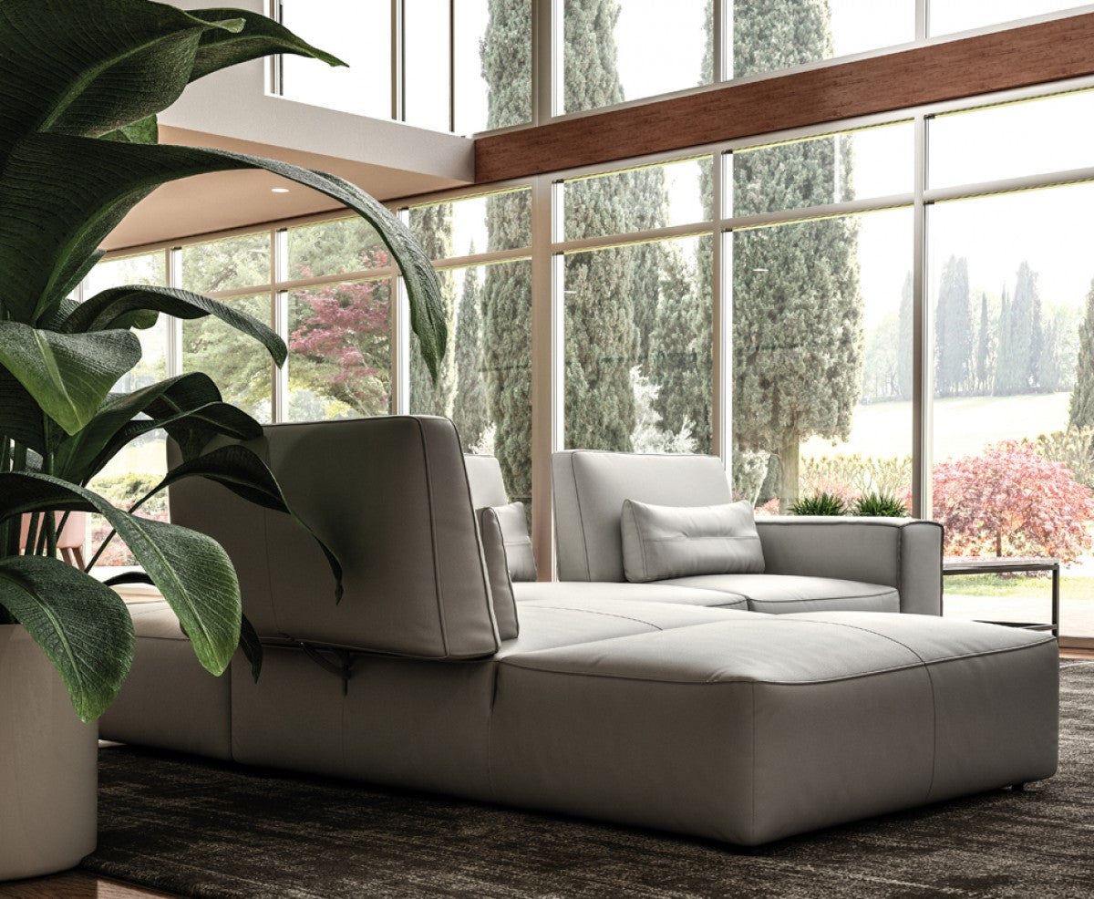 Accenti Italia Enjoy Italian Modern Light Grey Leather Sectional Sofa