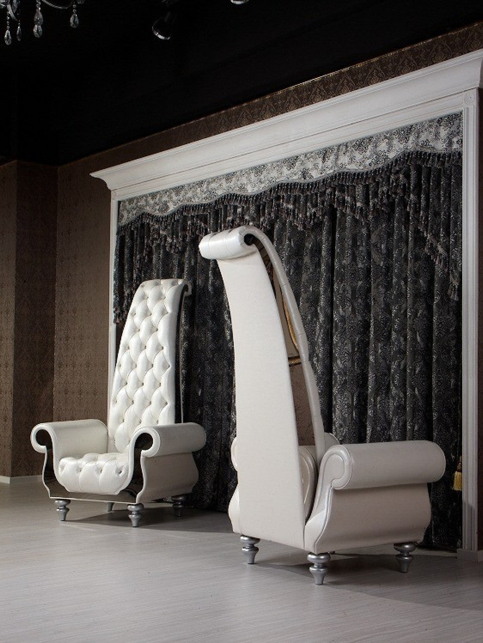 Divani Casa Luxe - Neo-Classical Pearl White Italian Leather Tall Chair
