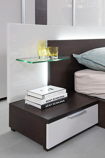Modrest Gamma Contemporary Brown Oak Bed with Storage