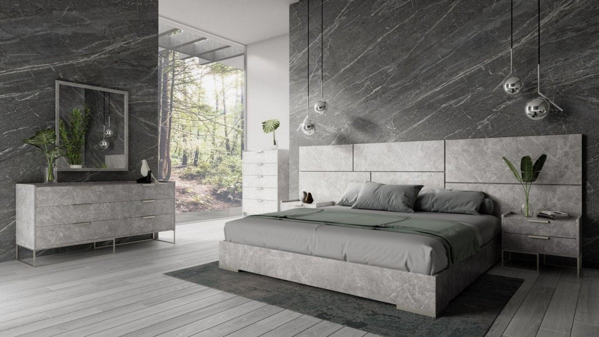 Nova Domus Marbella Italian Modern Grey Bed Set