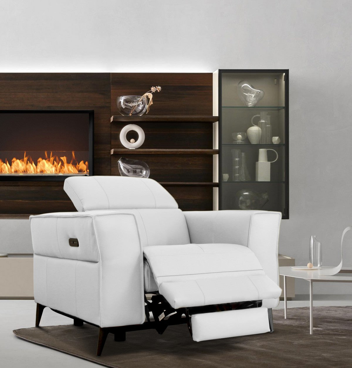 Divani Casa Nella - Modern White Leather Armchair w/ Electric Recliner